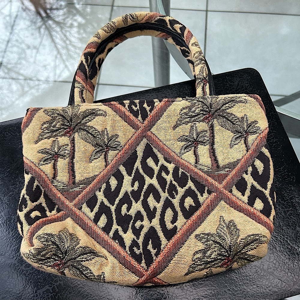 🌴Tapestry palm tree handbag